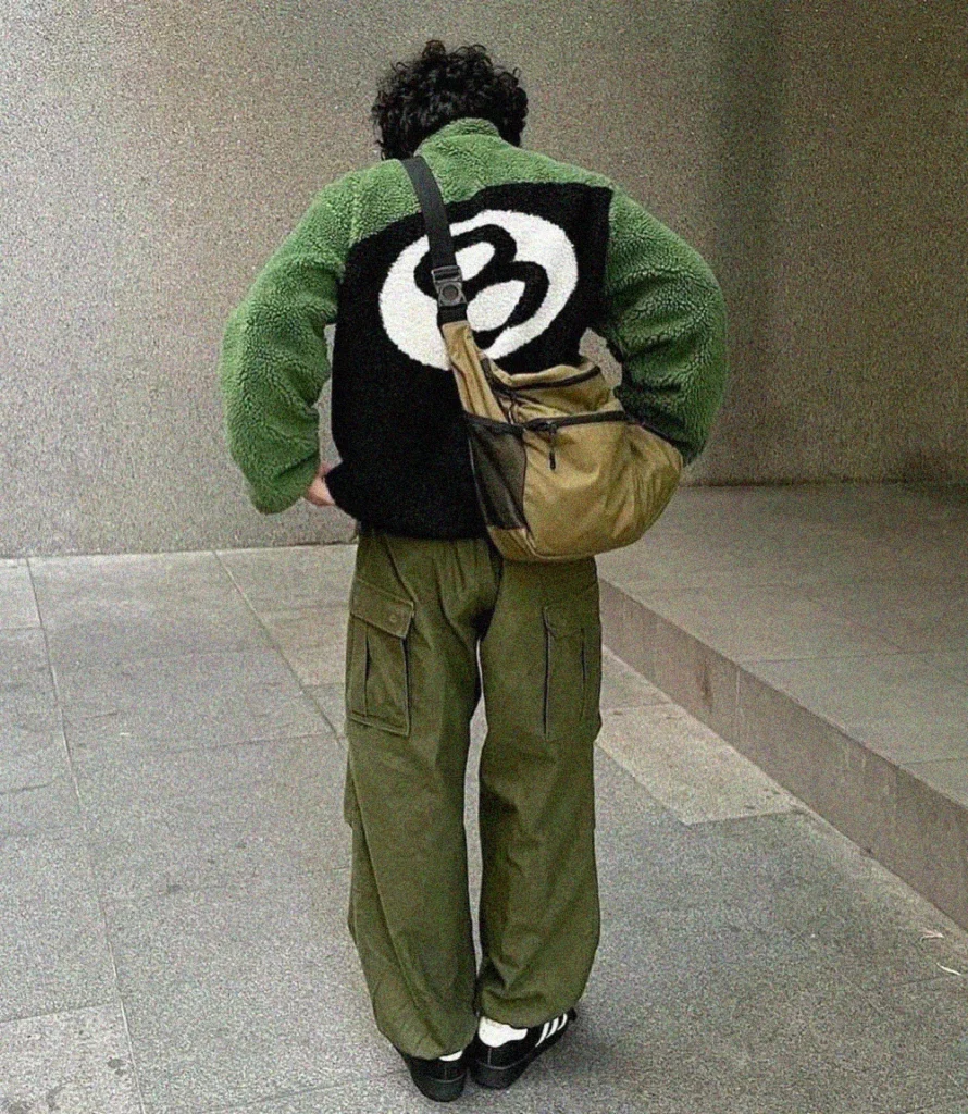 Stussy 8 Ball Sherpa Reversible Jacket Green And Black Streetwear Fleece Jacket (16)