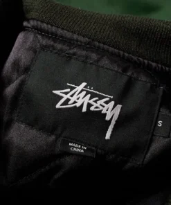 stussy light leaf green satin bomber jacket with black rib close up (4)